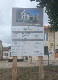 mairie panneau travaux.jpg